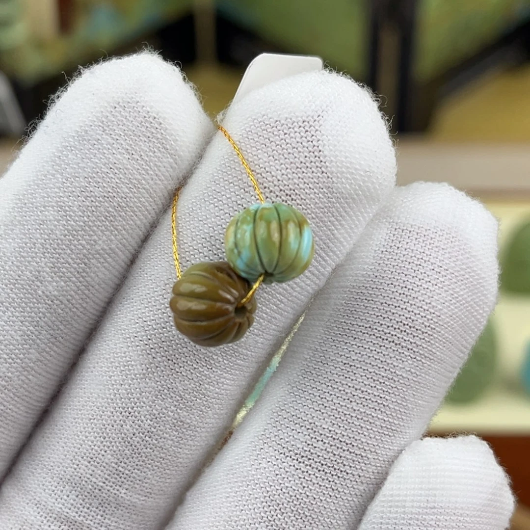 绿松石未镶嵌珠宝奇石卡八