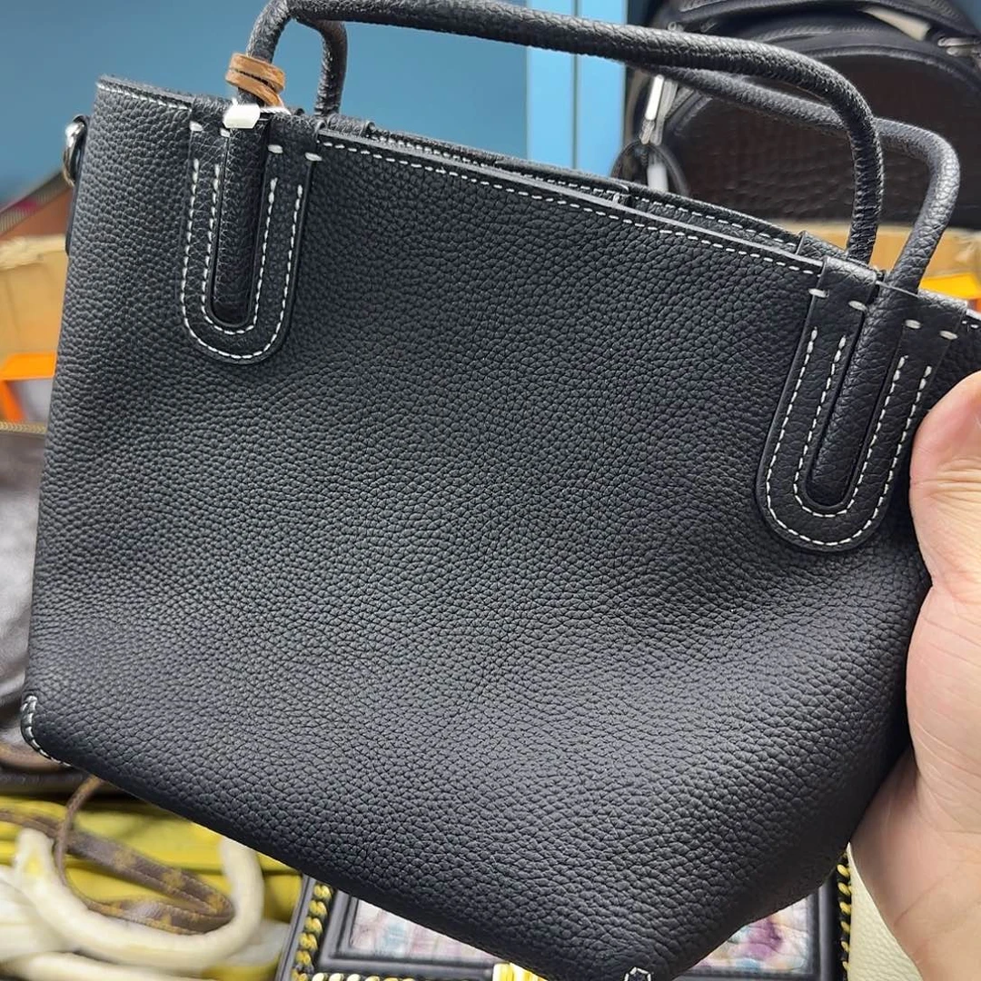 黄牛皮（革）头层牛皮山羊皮（革）