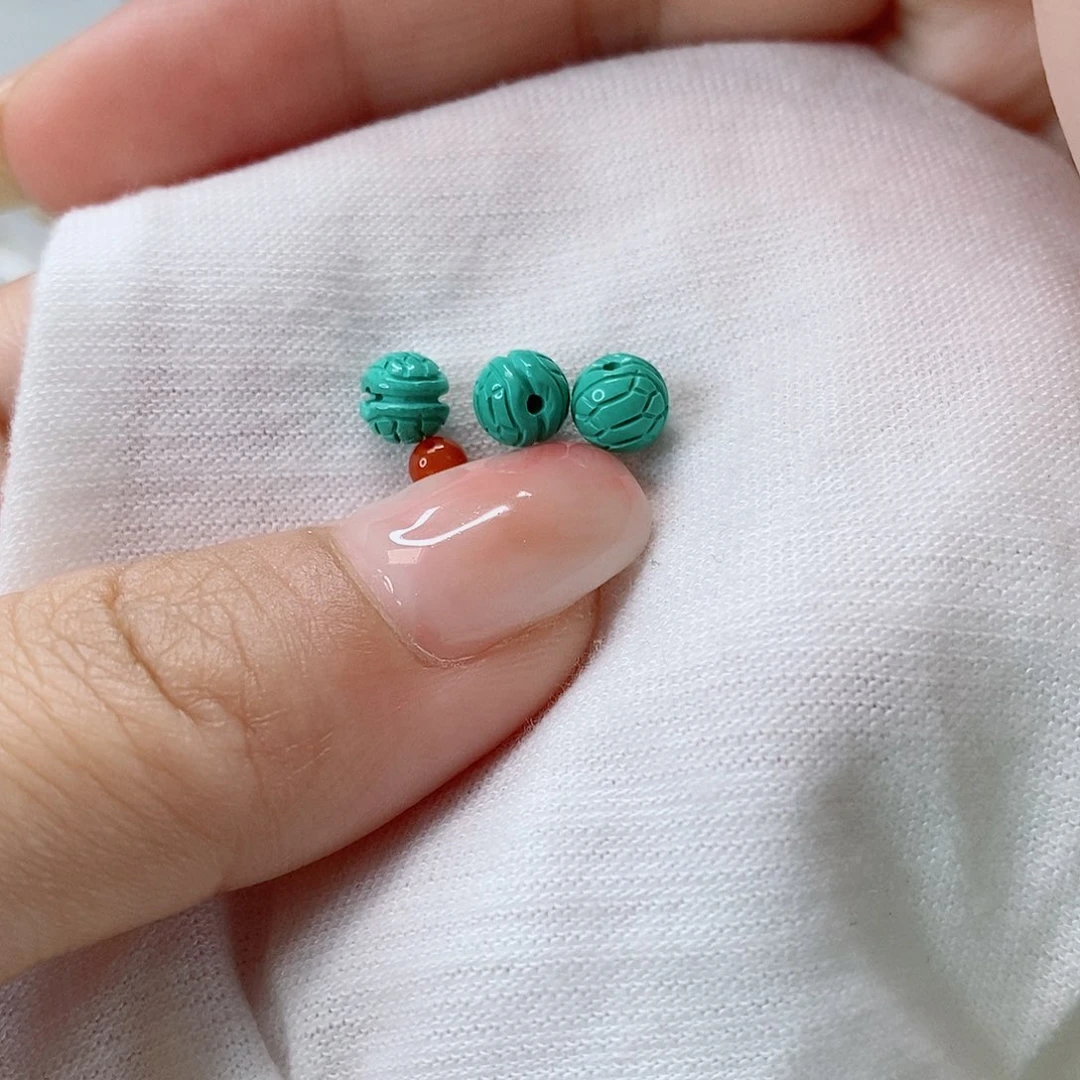 南红玛瑙未镶嵌珠宝奇石