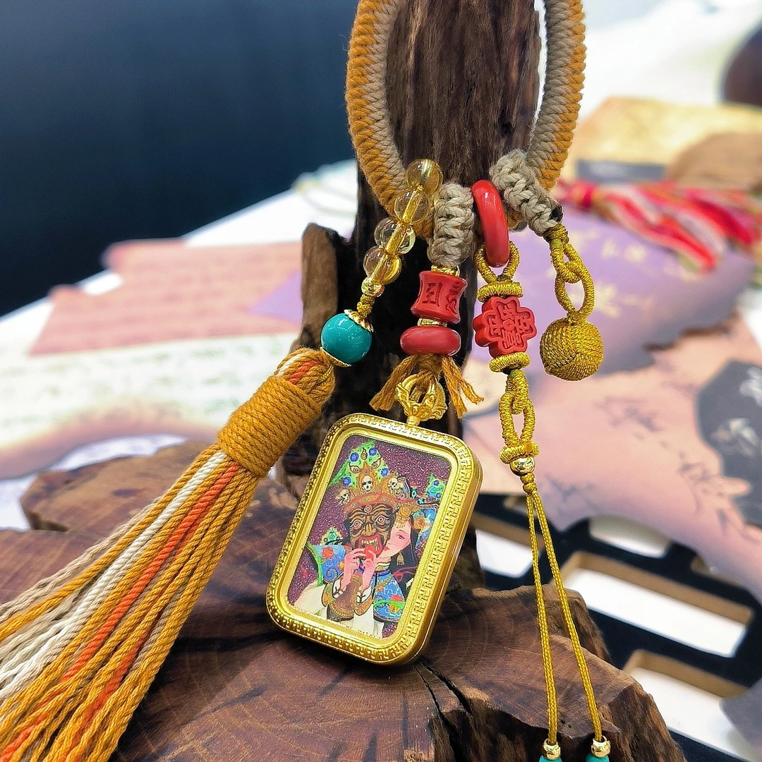 天然辰砂朱砂绘就扎基拉姆藏地灵韵入挂饰钥匙扣包挂