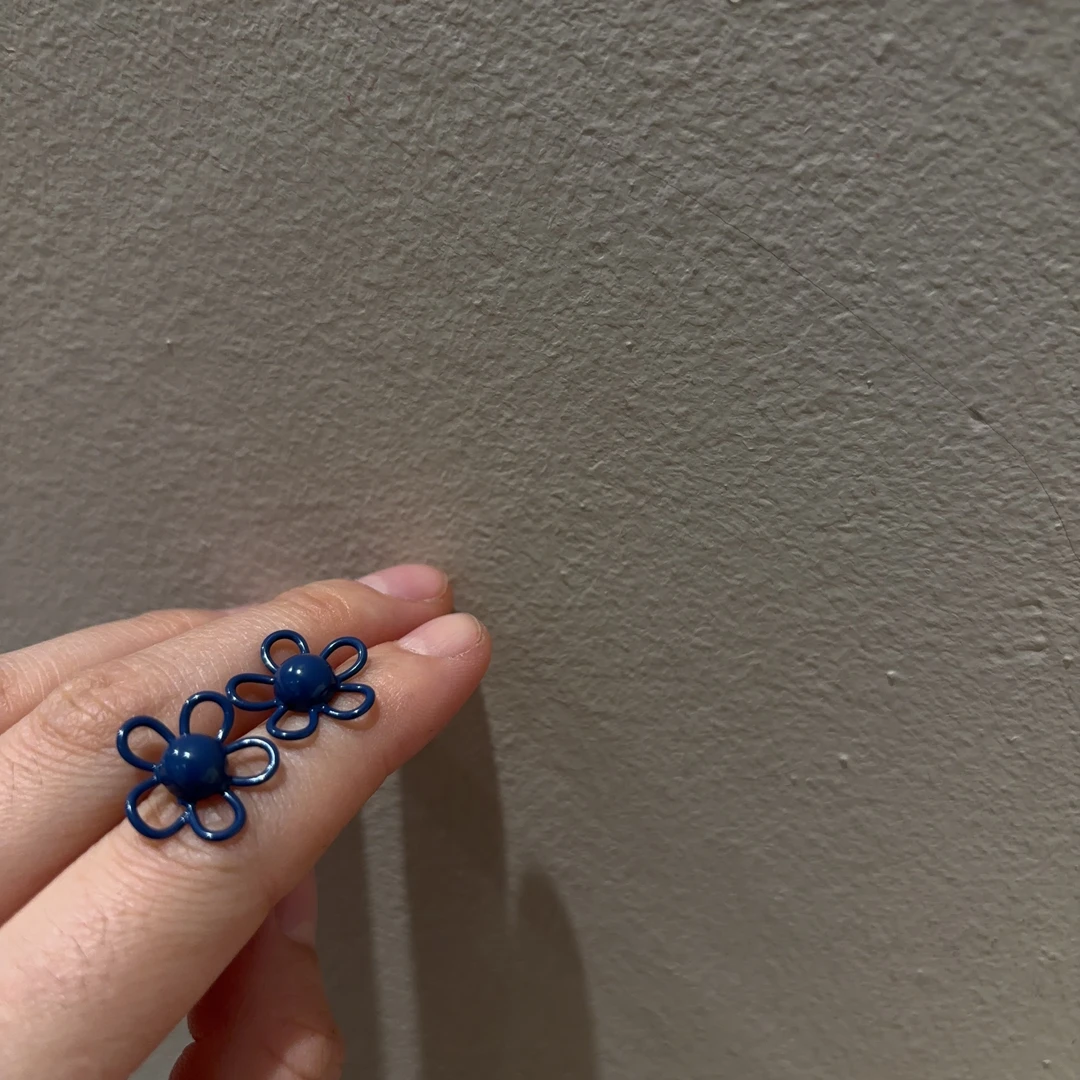 铜合金耳饰 气质镂空小花耳钉R670