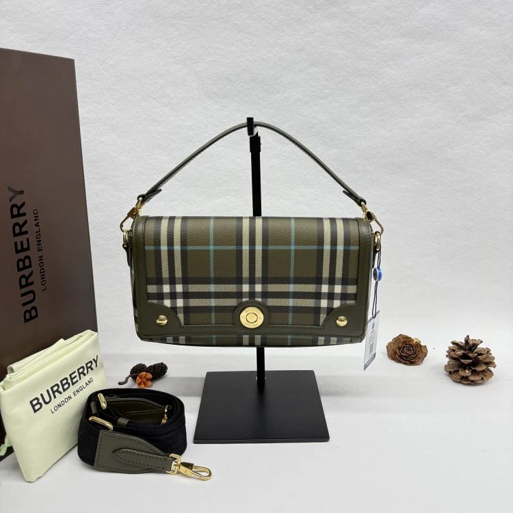 95新/博柏利/单肩包/C18679566654/[251230SSS]