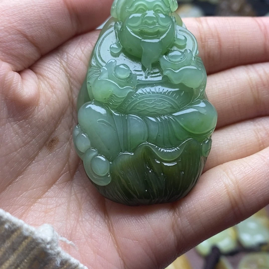 吊坠(不含链)未镶嵌和田玉（糖玉）