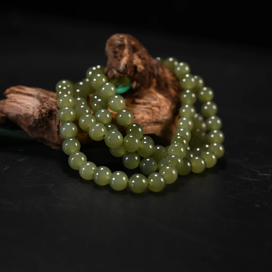 lot8870 2511140041和田玉碧玉项链珠径7.9/保利