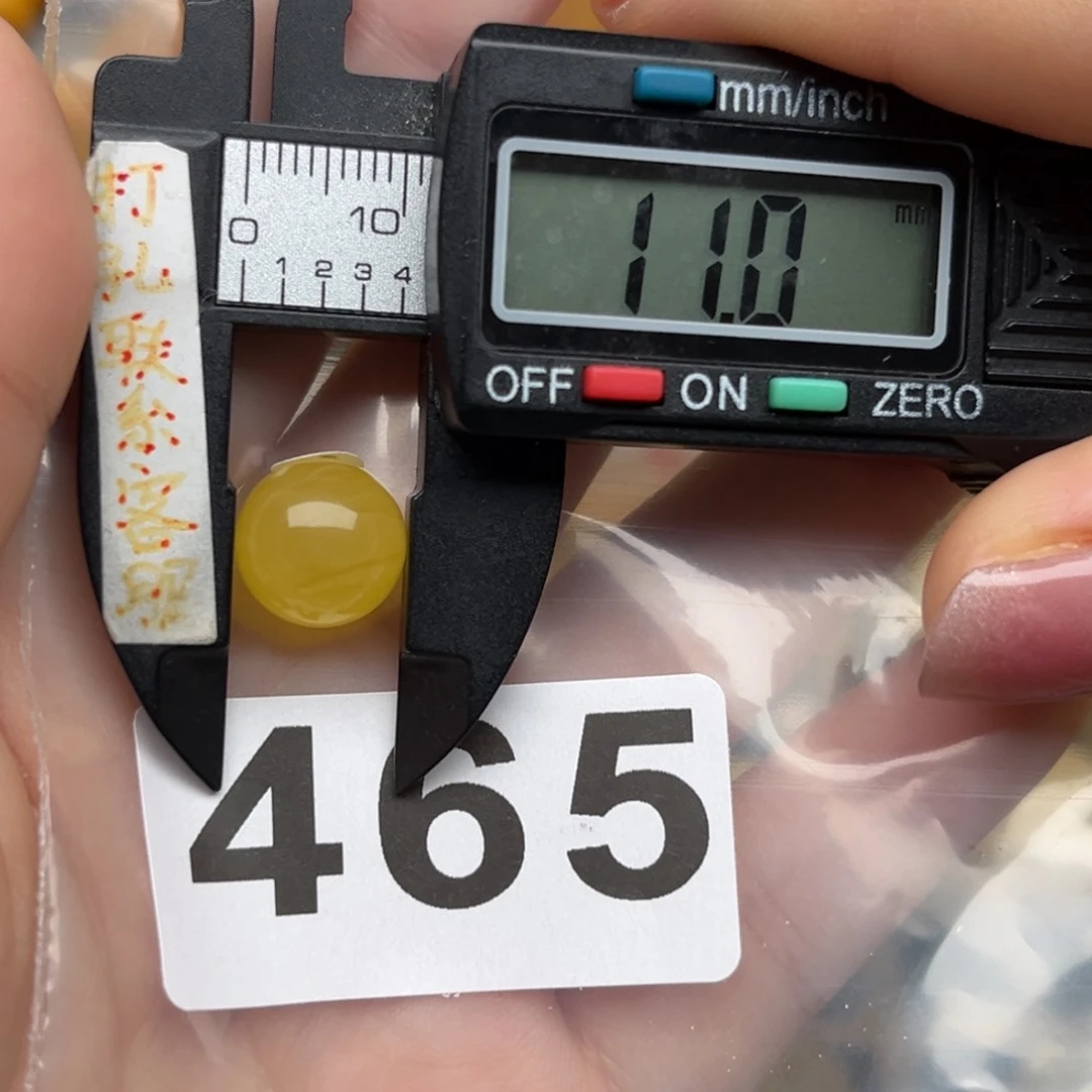 蜜蜡裸石未镶嵌蜜蜡