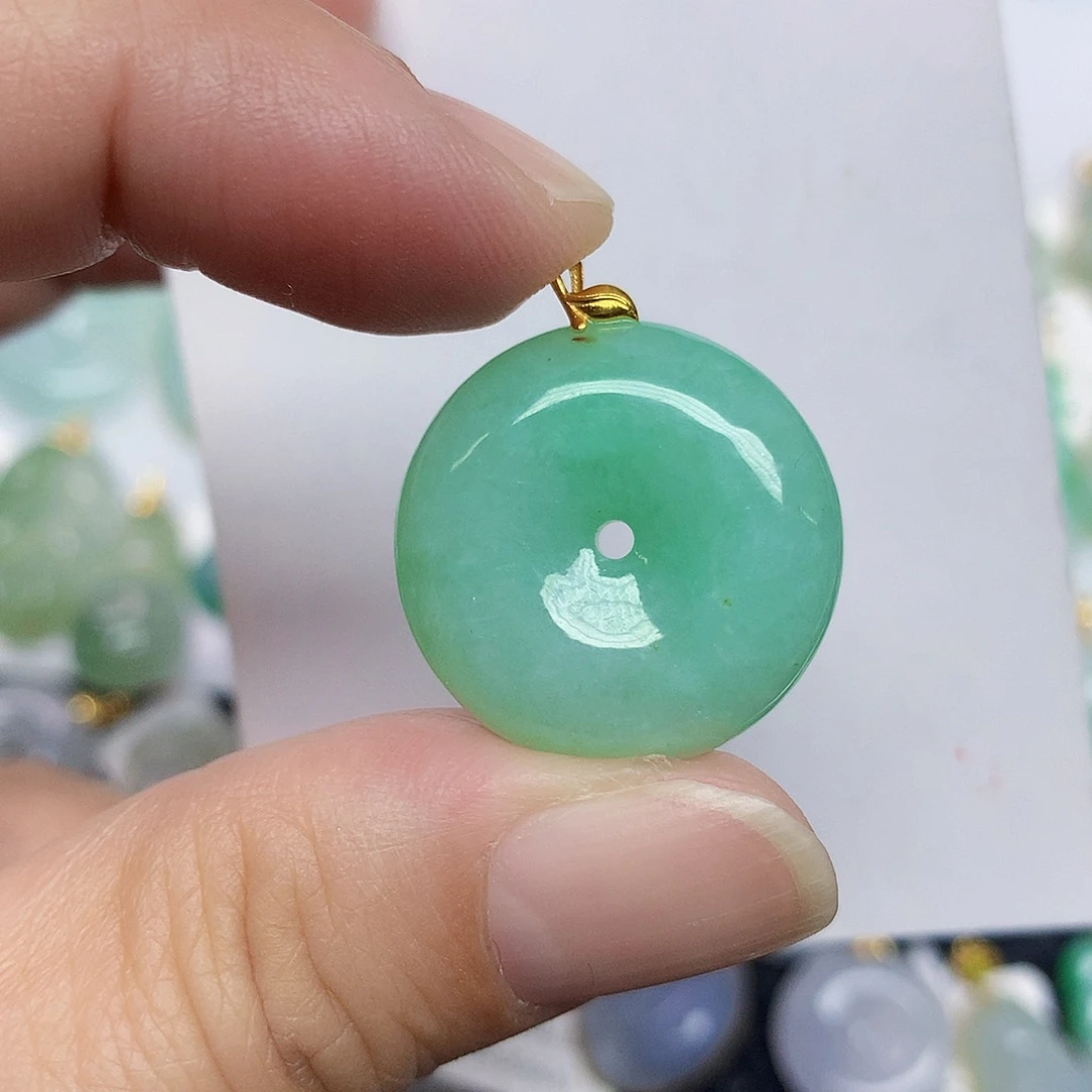 翡翠18K金镶嵌颈饰2467899
