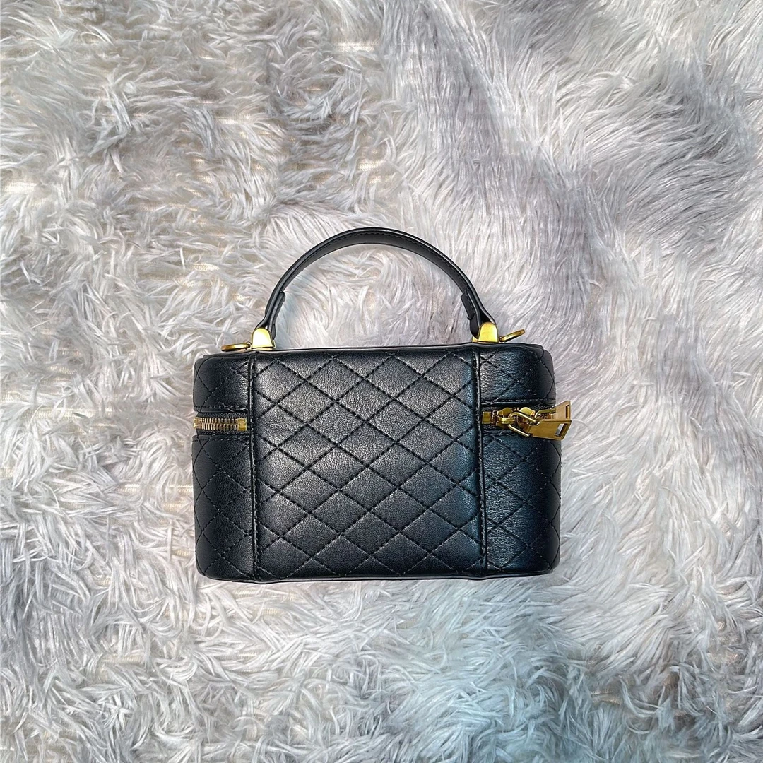 时尚百搭真皮女包阳 盒子 废包 黑色  0384