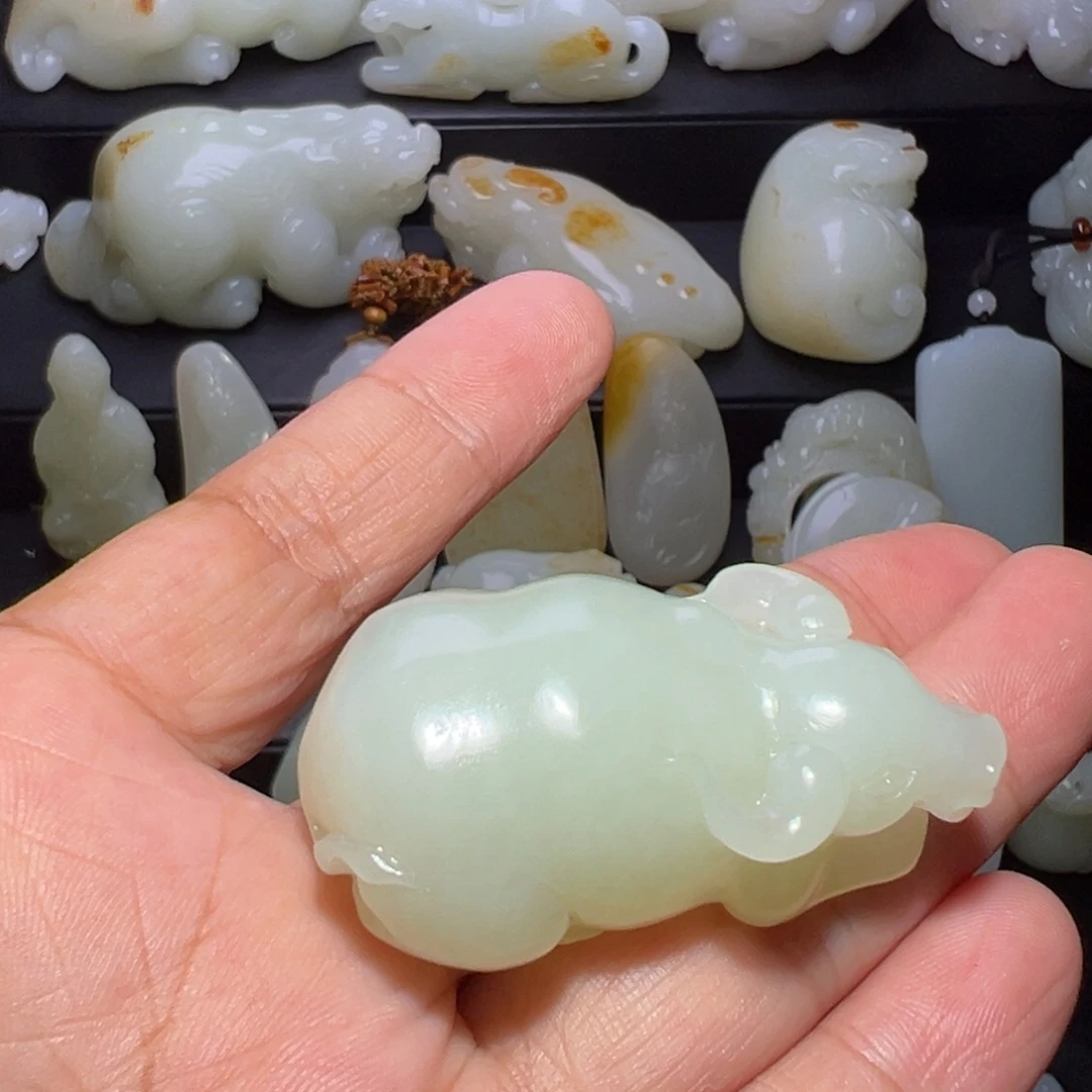 梦***来颈饰未镶嵌和田玉