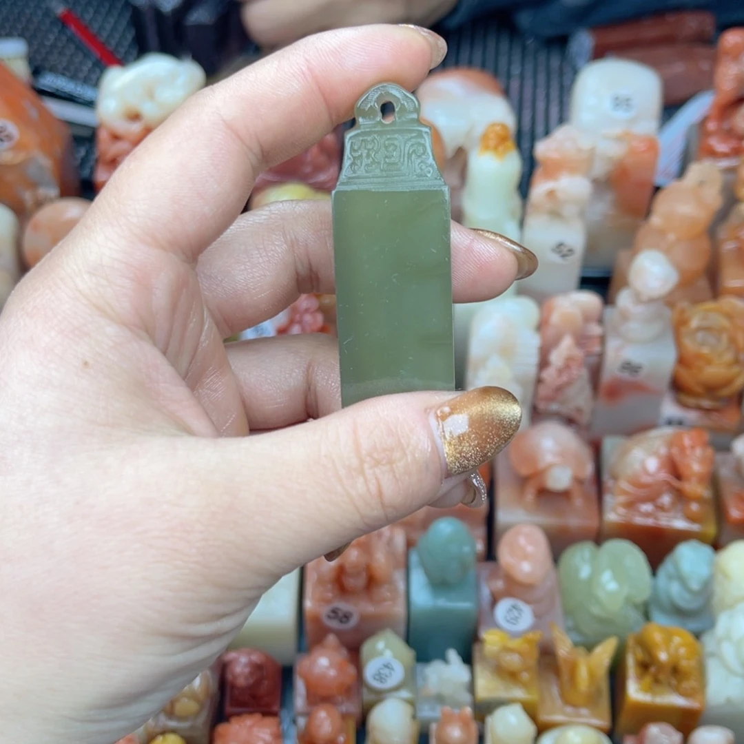 寿山石印石再*虑丹东精