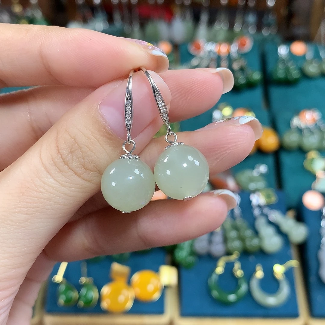 和田玉银S925镶嵌耳饰卡12左右