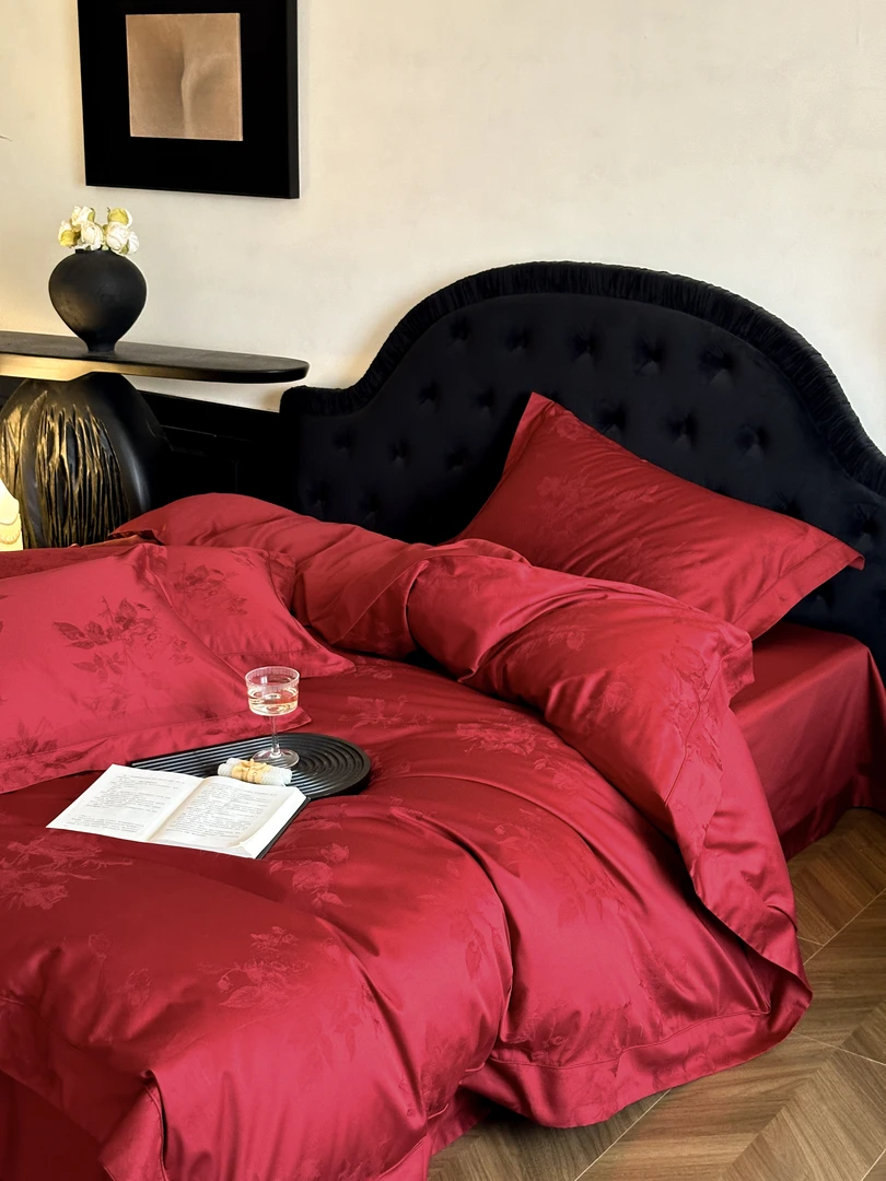 墨馨！花屿寻！匹马棉提花纯棉四件套 全棉贡缎大红婚庆四件套
