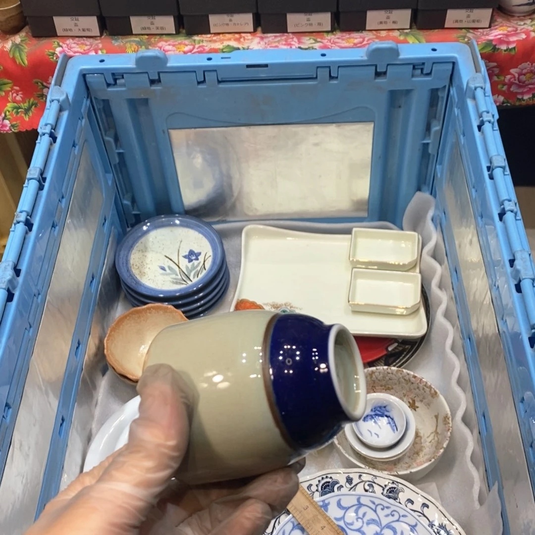 瓷片天****?冯f反反复复的等待