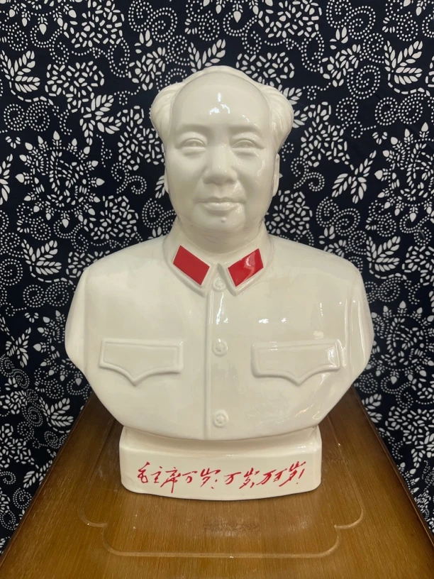 红藏3号像。唐山九瓷！陶瓷家居摆件！选购联系客服