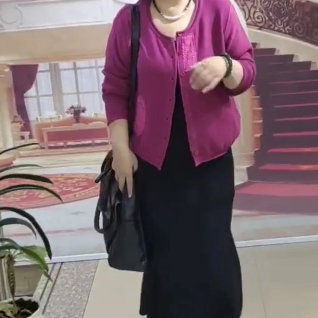 大码女装，开衫——8021号