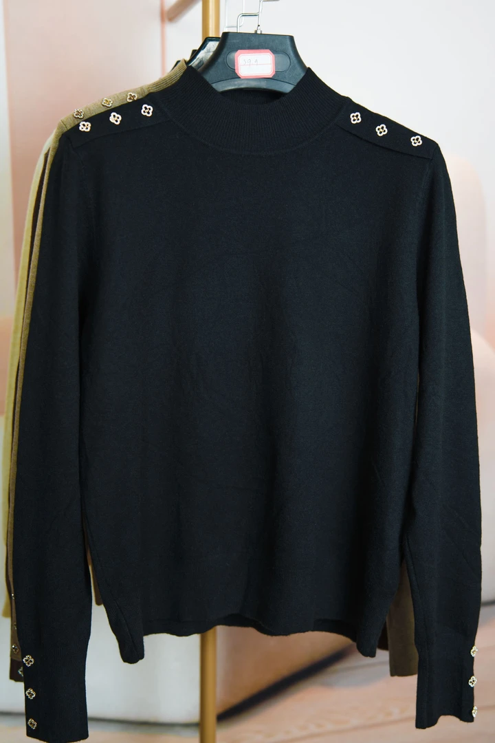 秋冬新品针织毛衣