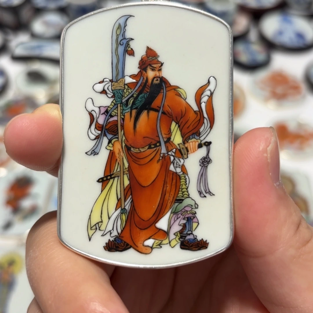 万***吉瓷片精品挂件一个