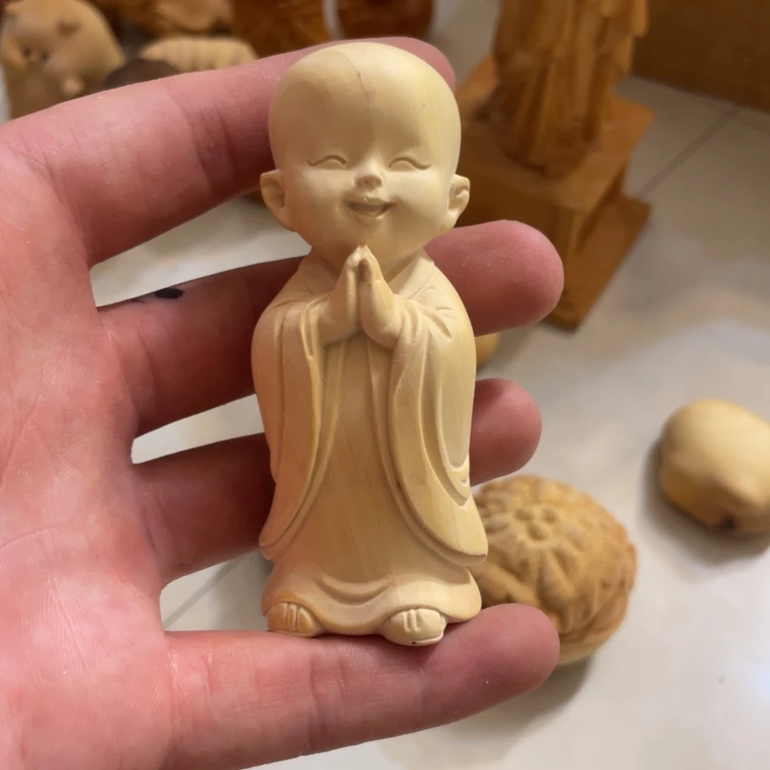 香榧木小叶瑕疵和尚