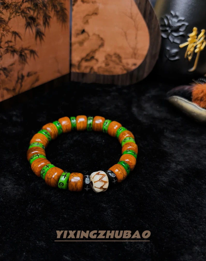 藏式经典牙牙手串 m