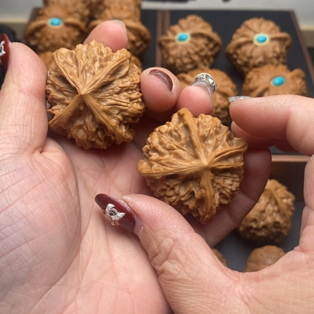 文玩核桃把件雪****子四棱