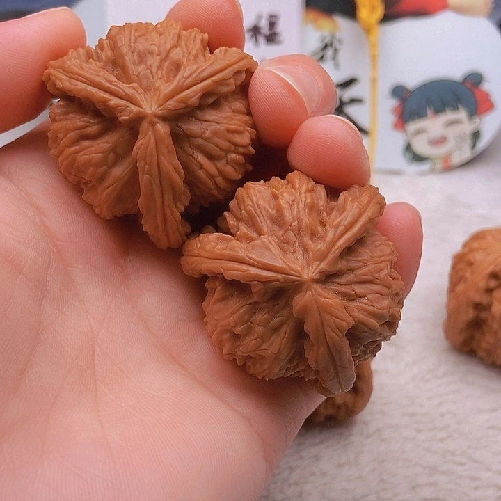 吊坠文玩核桃三棱