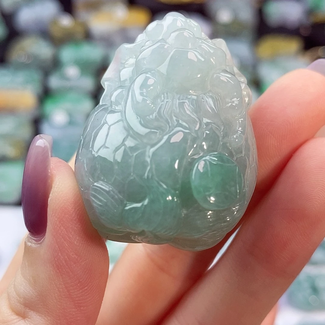 颈饰未镶嵌翡翠天然