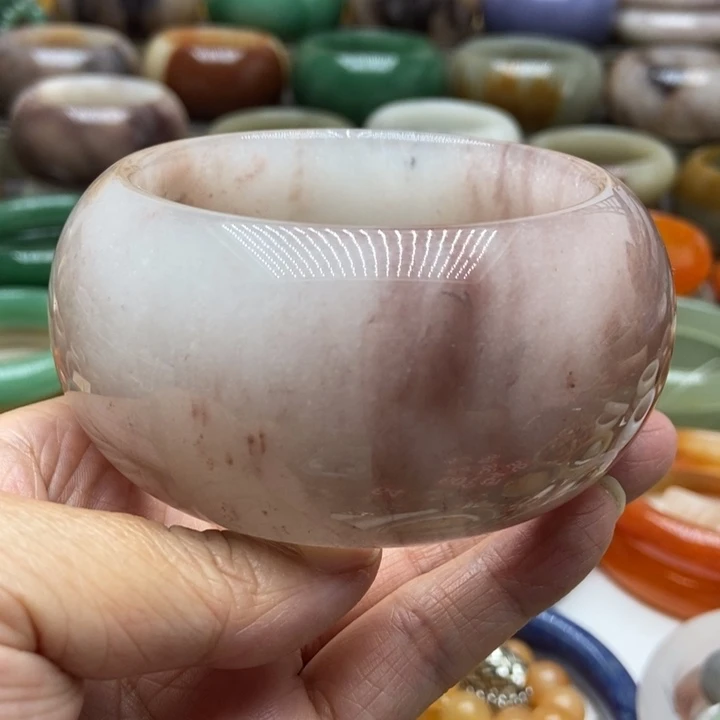 未镶嵌手镯石英质玉