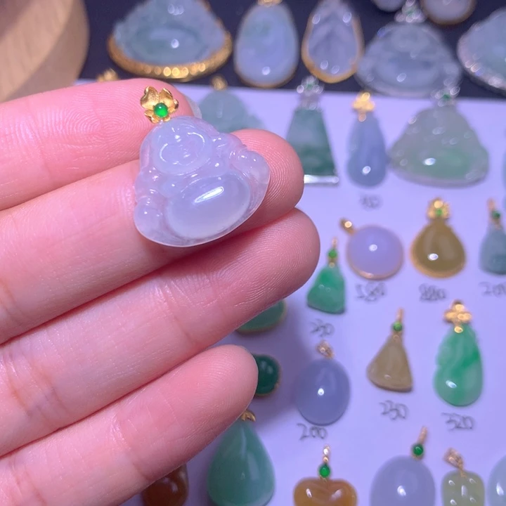 颈饰18K金镶嵌翡翠发*翡翠