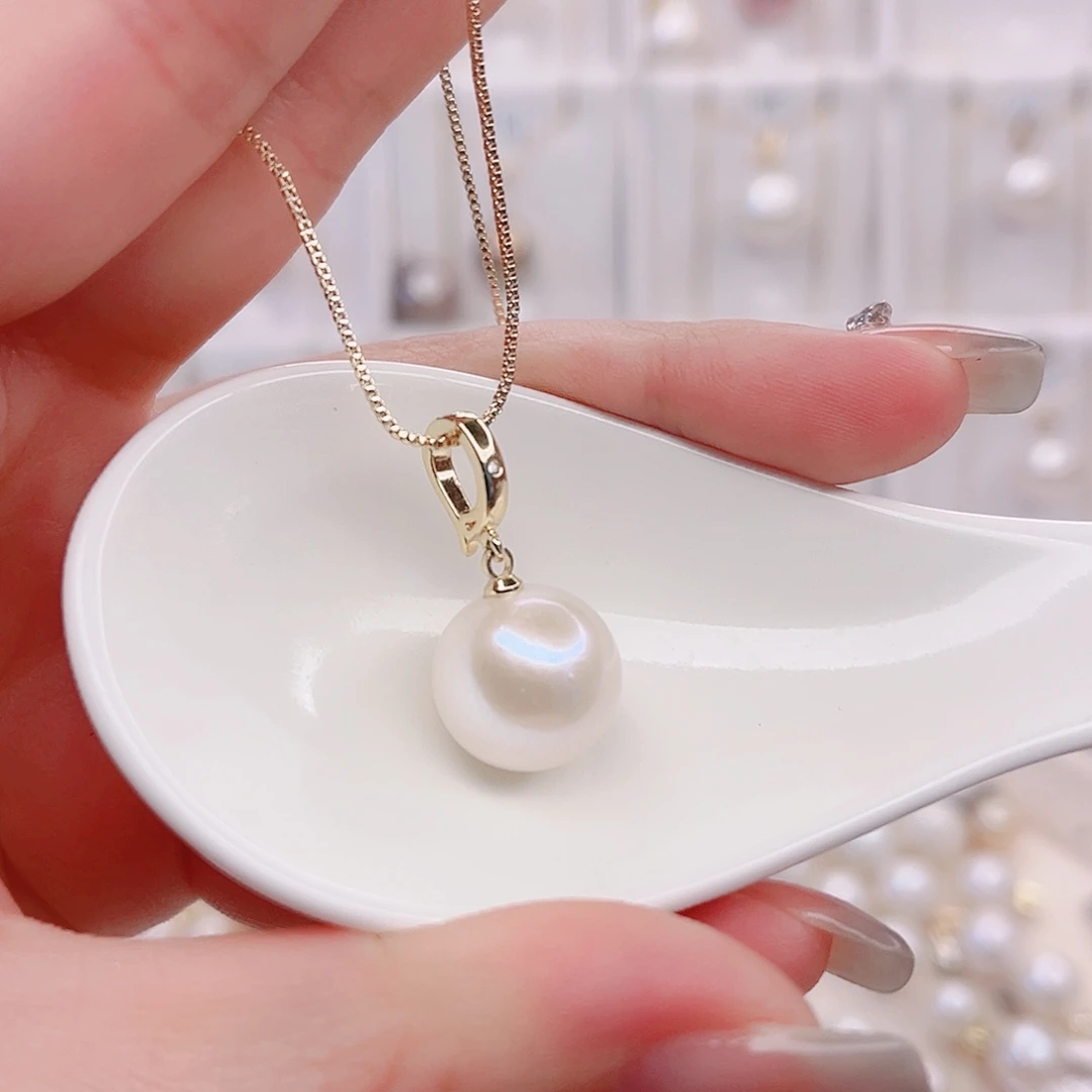 淡水珍珠吊坠(赠链)未镶嵌