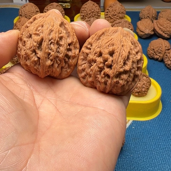 文玩核桃吊坠麦虎全品无修42尺