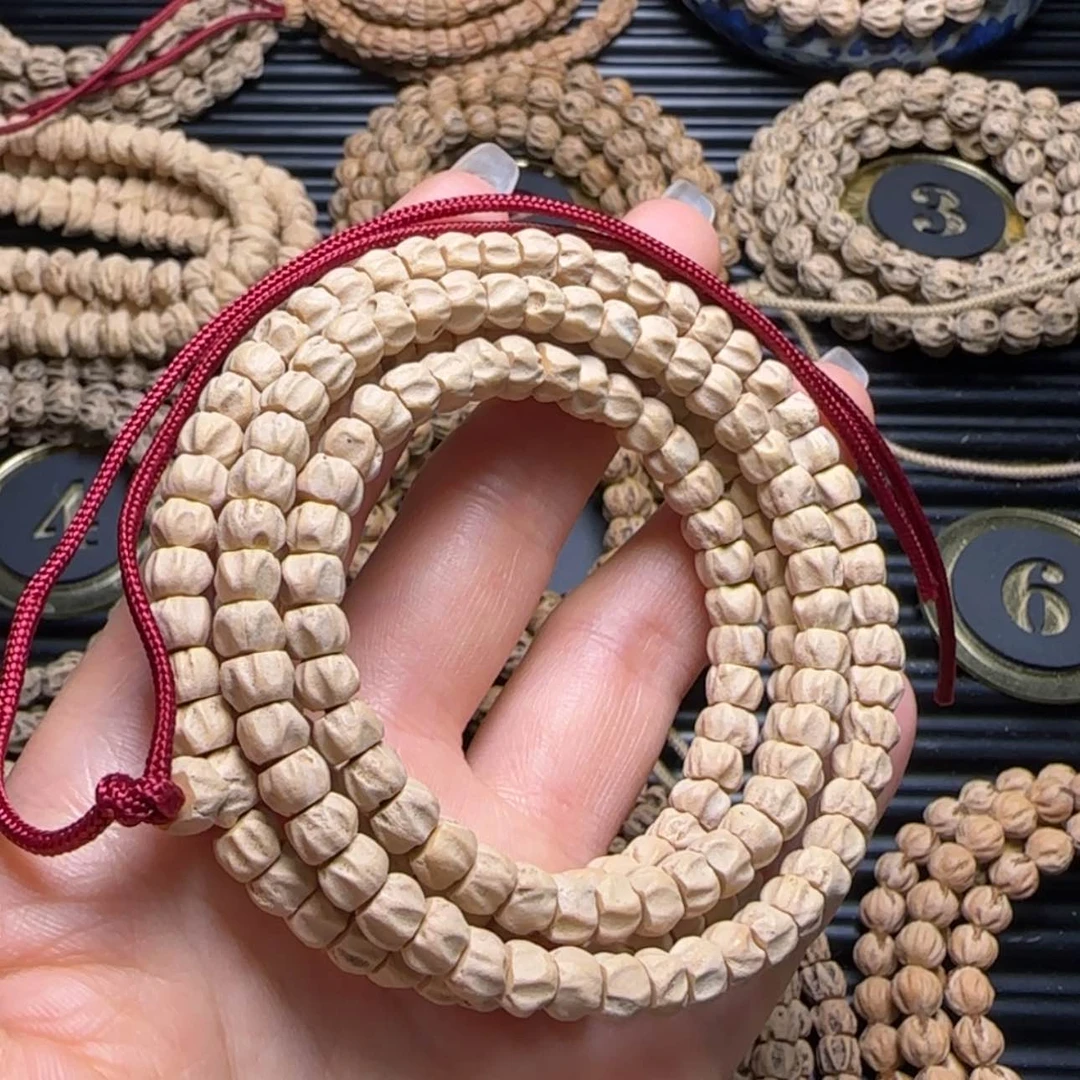 【闪购商品】柏香籽/百香籽吊坠蟋*