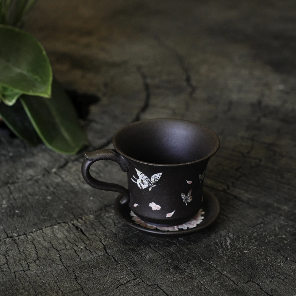 树见造物x余飞洋丨《咖啡杯（白蝶）紫玉金砂140cc》紫砂杯