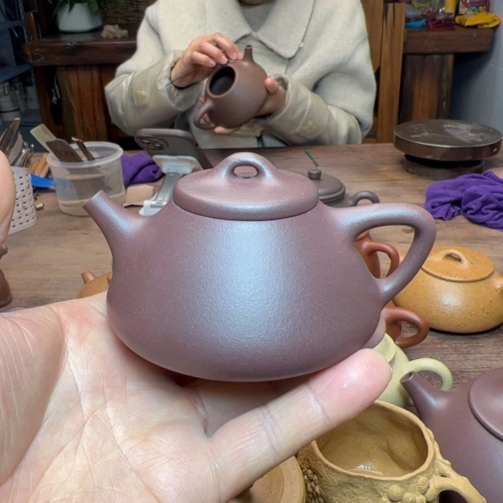 底槽青茶壶底槽清泥半手精工制作子冶石瓢170c c