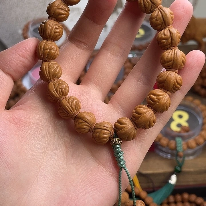 文玩核桃吊坠14小金豆
