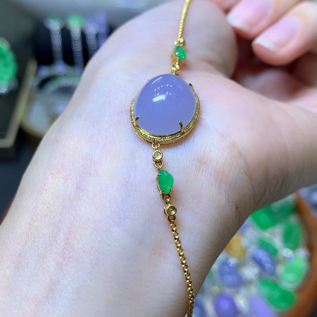 【闪购商品】翡翠颈饰18K金镶嵌翡翠吊坠项链