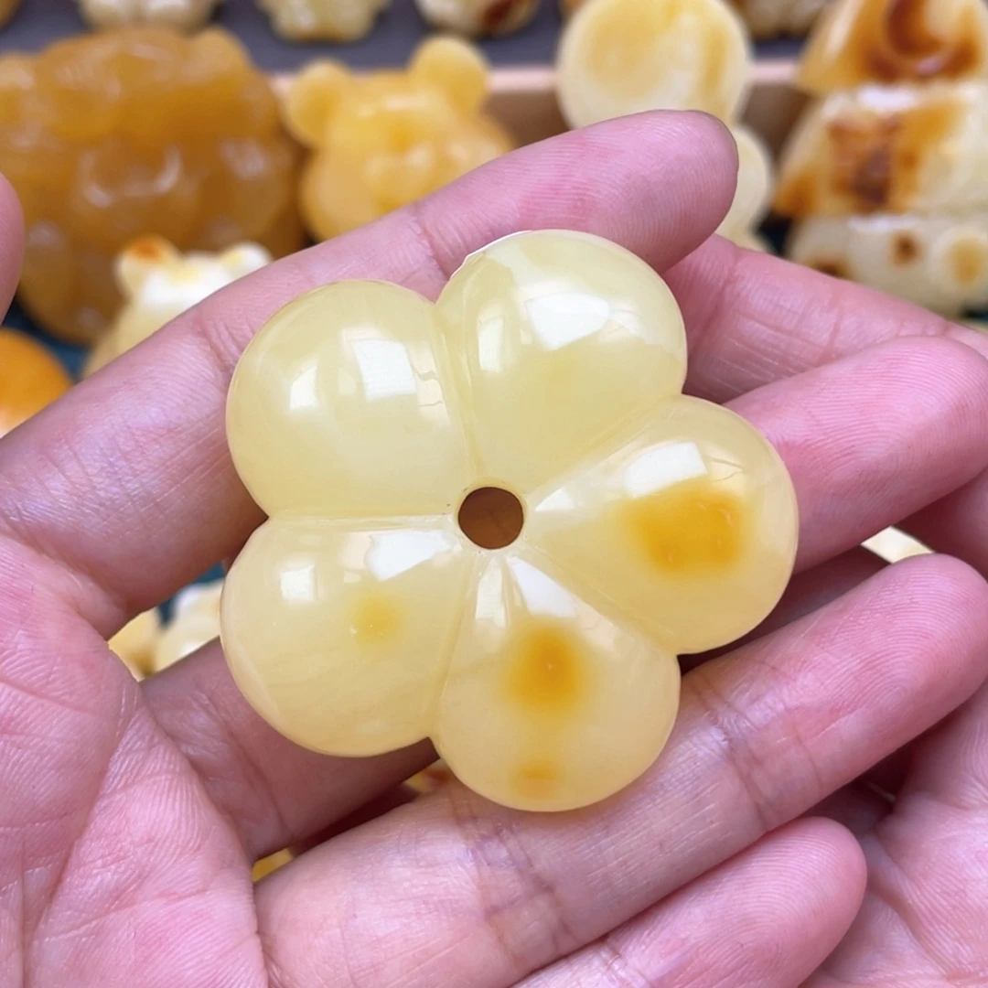 未镶嵌琥珀裸石蜜蜡