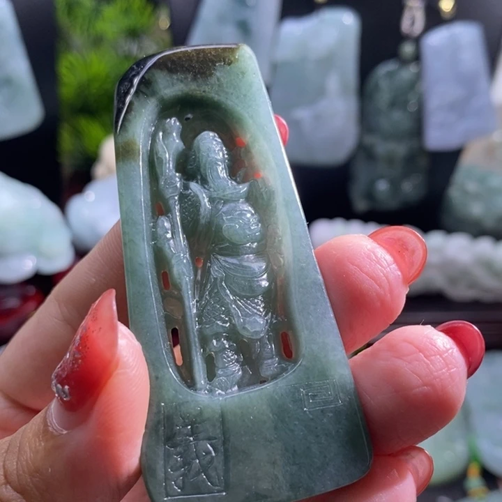 【闪购商品】颈饰未镶嵌翡翠关公