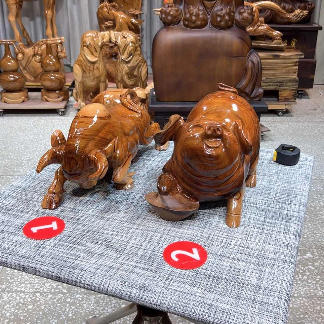 香樟木田***田香樟木实木根雕摆件牛➕猪