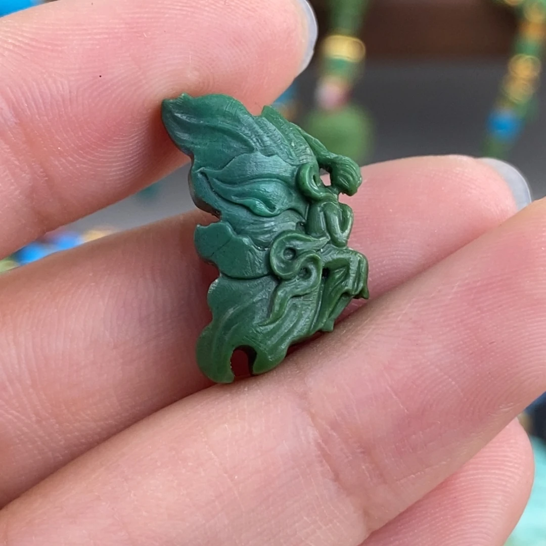未镶嵌绿松石。蝴蝶仙子