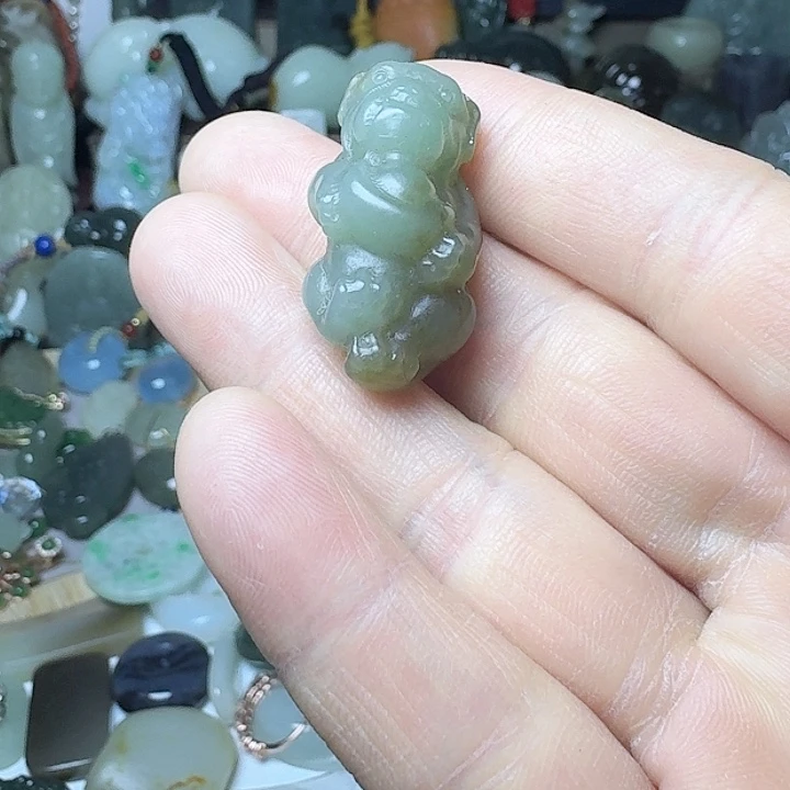 和田玉（糖玉）颈饰未镶嵌