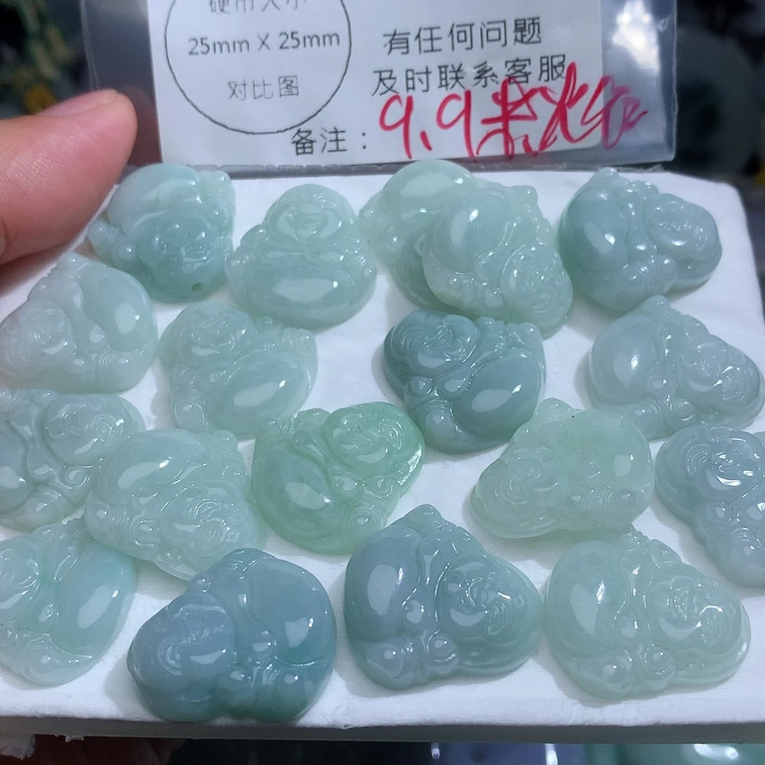 翡翠未镶嵌颈饰发1个