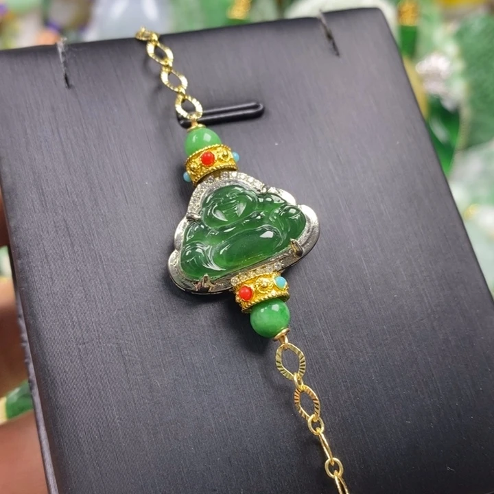 翡翠未镶嵌吊坠(赠链)