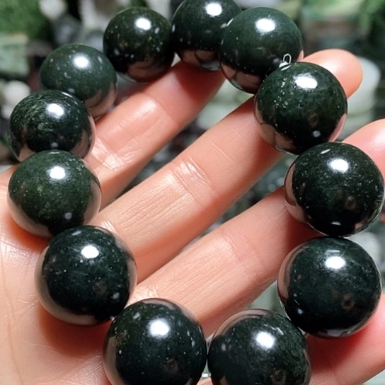 未镶嵌和田玉（糖玉）珠宝半成品