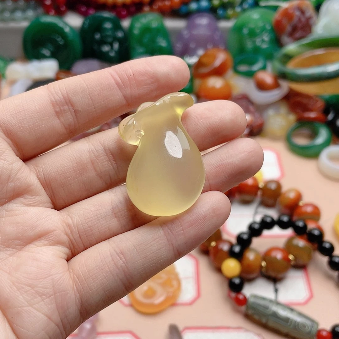 玛瑙/玉髓颈饰合金黄*