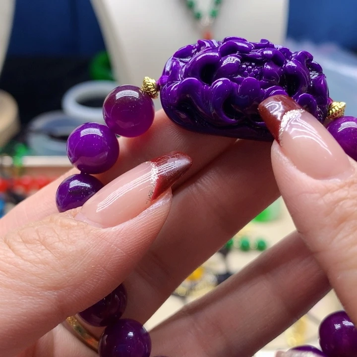 玛瑙/玉髓颈饰合金吊坠