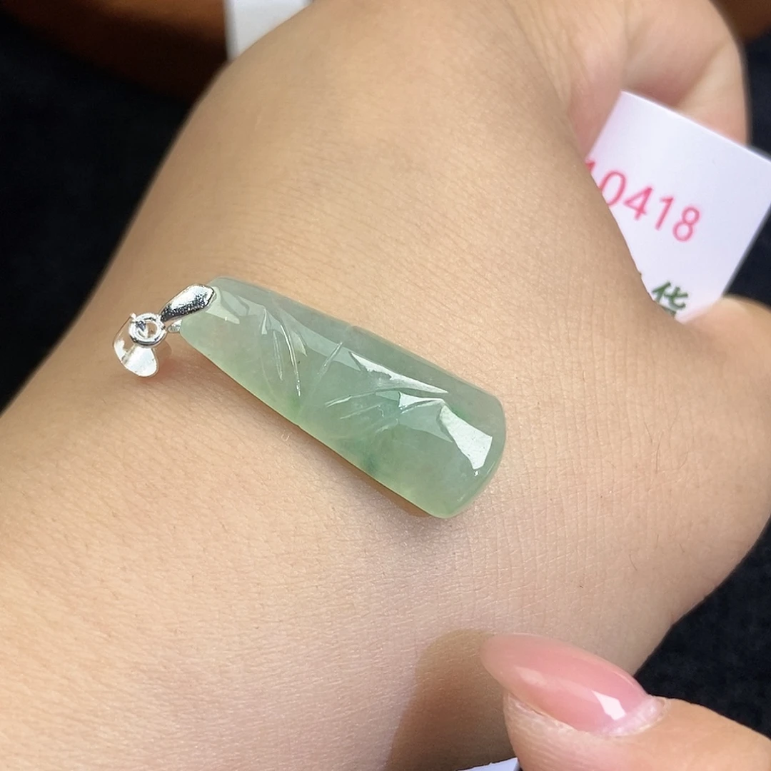 翡翠未镶嵌颈饰天然