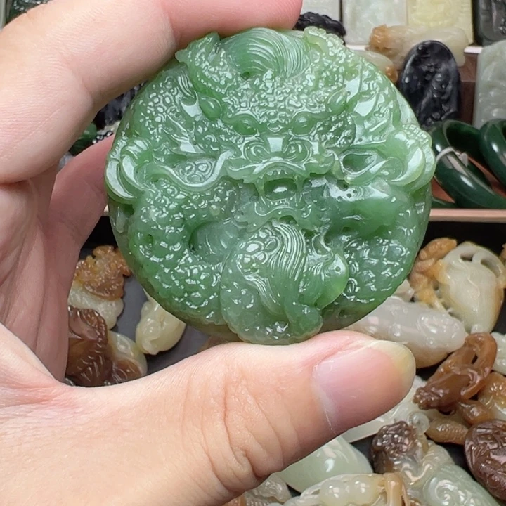 未镶嵌和田玉挂件