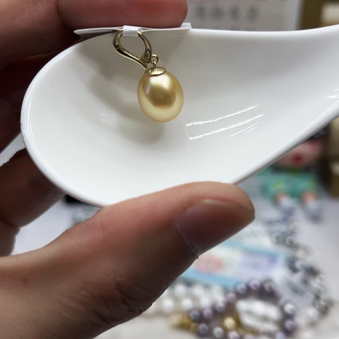 颈饰海水珍珠未镶嵌