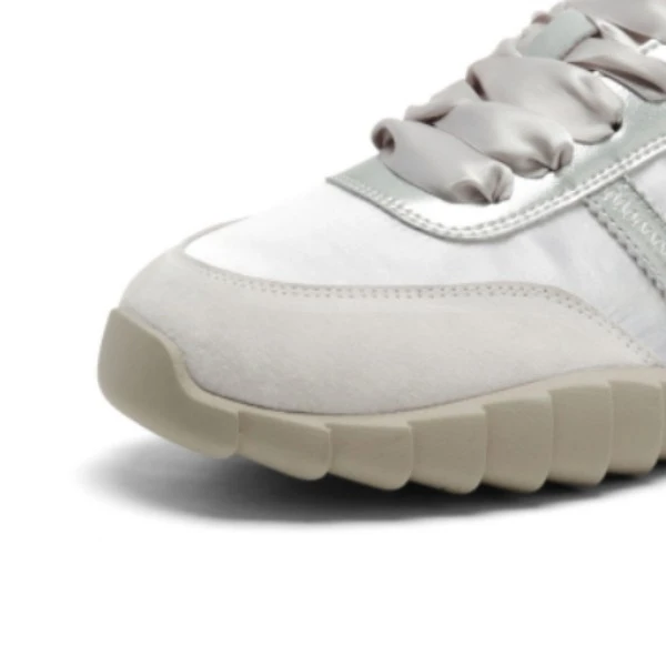 【DM】2025年新款系带轻便透气运动休闲鞋X-XXX（193-244）