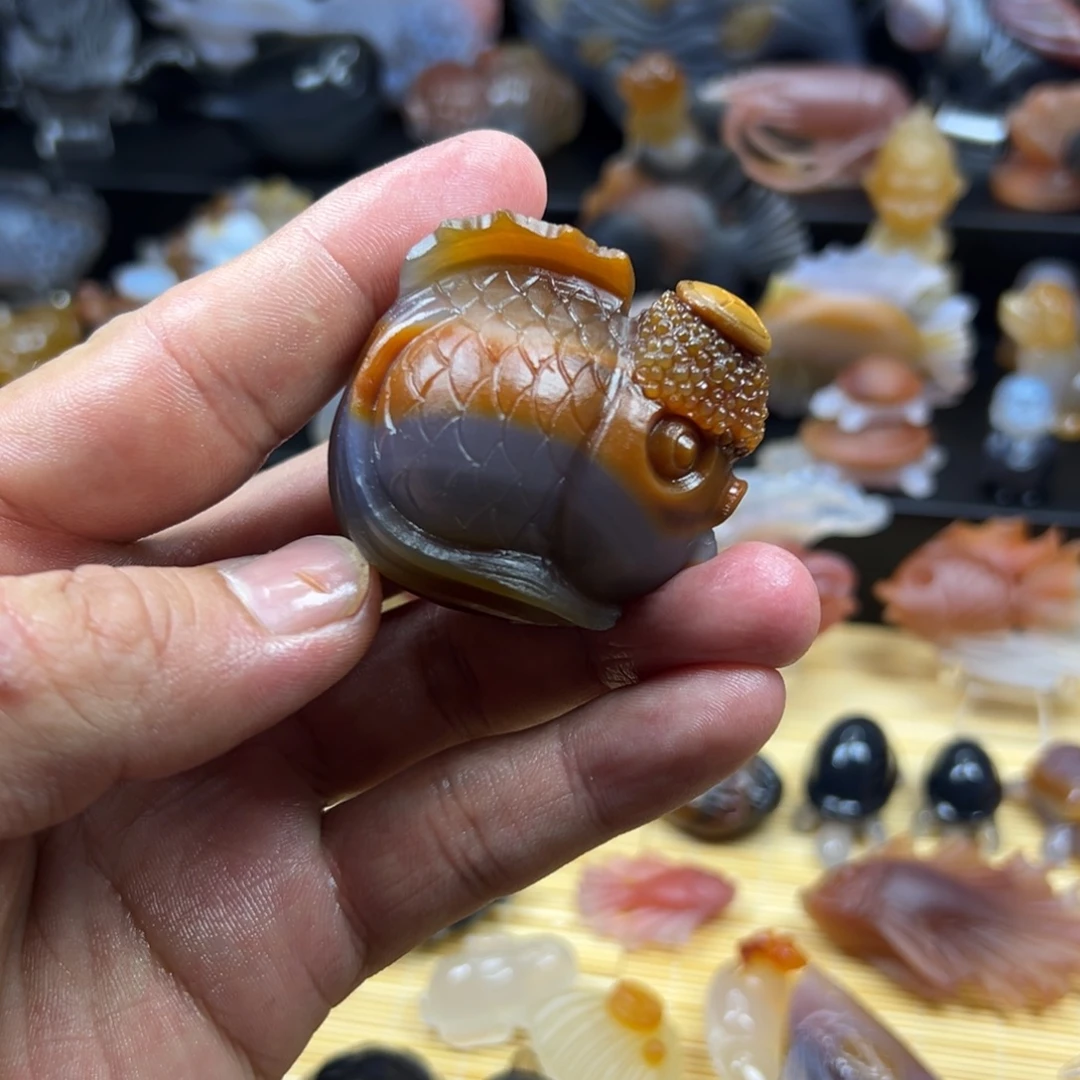 轩***殇未镶嵌颈饰玛瑙/玉髓