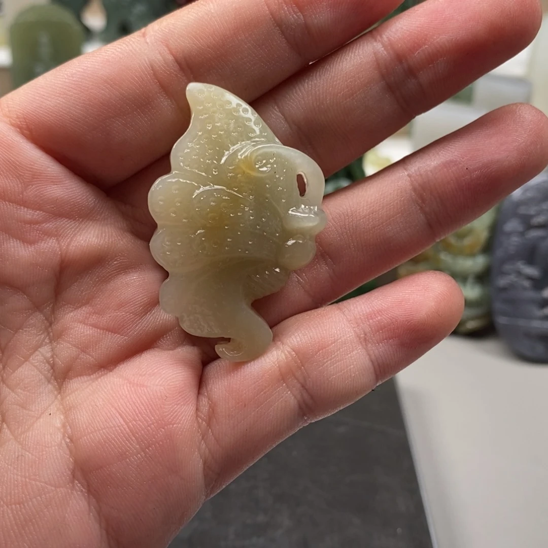 和田玉颈饰未镶嵌芊